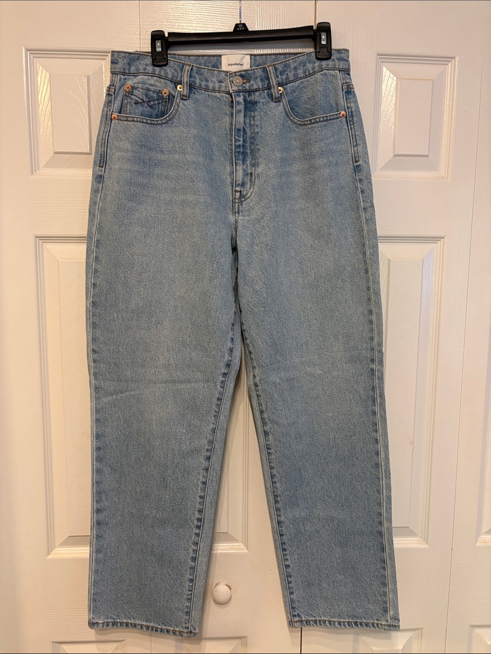 Unpublished Classic Light Blue women’s Straight-Leg Jeans 696